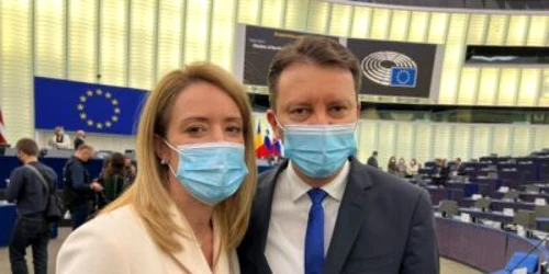 Siegfriend Muresan si Roberta Metsola