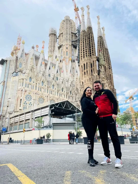 Angela Rusu și Marius Moldovan, la Barcelonafoto: Facebook