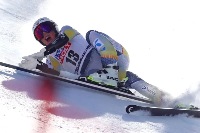 
    Schioarea a făcut dublă fractură de tibie și peroneuFOTO: EPA  