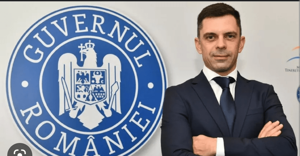 Eduard Novak le dă cu flit protestatarilor: Reacție superioară după ce i s-a cerut demisia