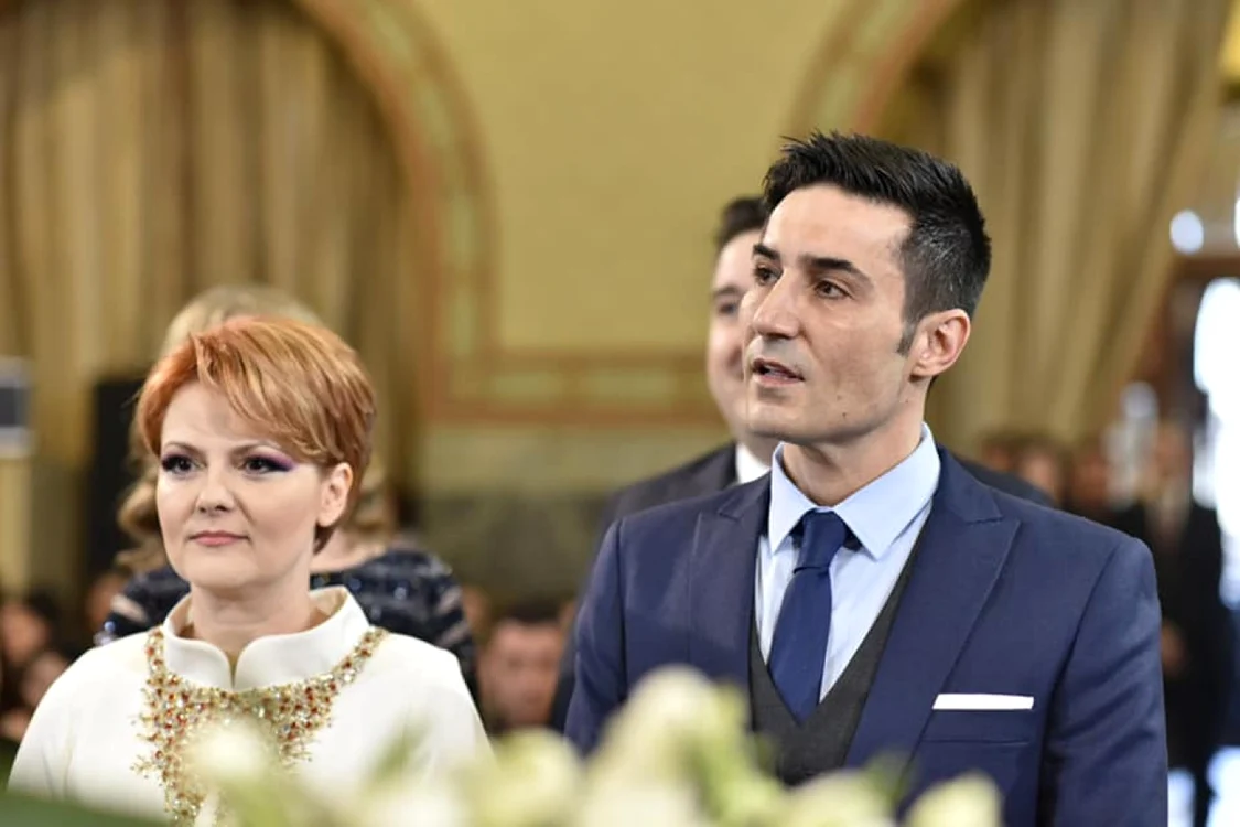Olguţa Vasilescu şi Claudiu Manda în faţa primarului Craiovei FOTO Facebook Claudiu Manda