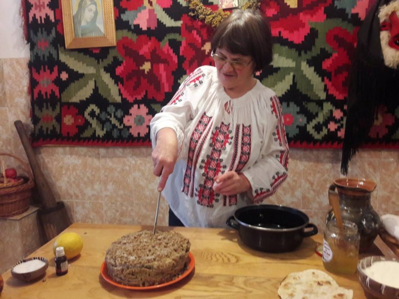Cum se prepară tortul de cânepă, autentic românesc, o delicatesă pe cale de dispariție. Are o simbolistică aparte