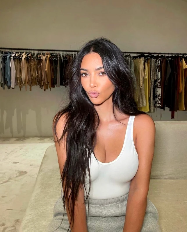 2 kim kardashian jpg jpeg