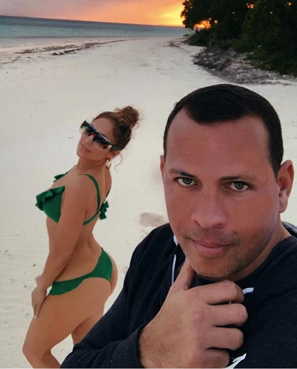 Diva a fost cerută de nevastă în Bahamas