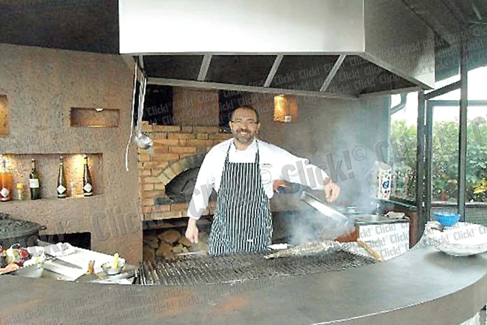 «Fugim toată noaptea de  la o intervenţie la alta» (Fotografii: Dorin Constanda)