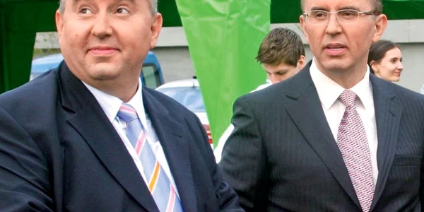 Fraţii Viorel şi Ioan Micula (de la stânga la dreapta)