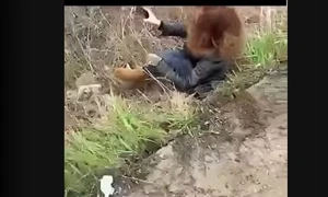 femeie uber a sarit din masina captura video Ziarul de Iasi png