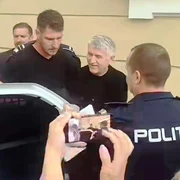pomohaci arestat jpg