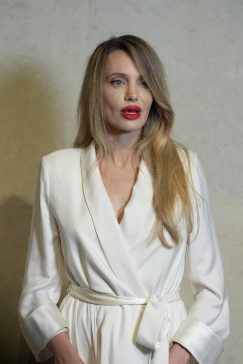 Angelina Jolie profimedia 1087240765 jpg