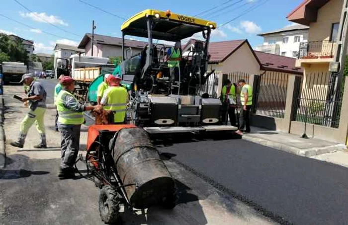 Noul utilaj a fost pus la muncă FOTO: Ştefan Borcea