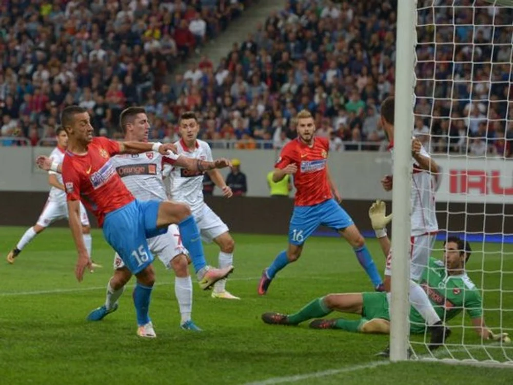 
    Momcilovic de la FCSB  e unul dintre fundaşii care nu pot evolua în derby  