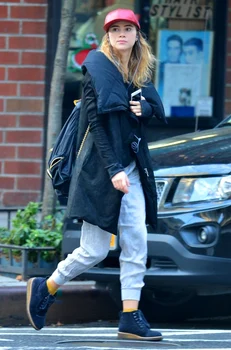 FAMEFLYNET Exclusive: Suki Waterhouse Spotted Out And About In New York City jpeg