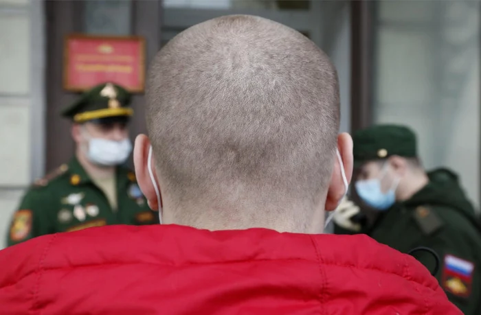 Centru de recrutare militară din Sankt Petersburg, Rusia FOTO EPA EFE