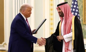 Trump in Arabia saudita foto X jpeg