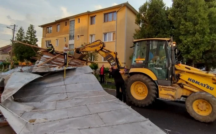 acoperisuri prabusite foto isu hunedoara