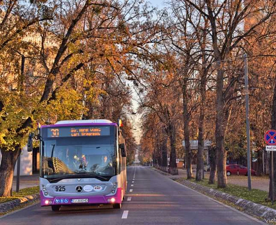 autobuze clu mercedes foto victor silaghi