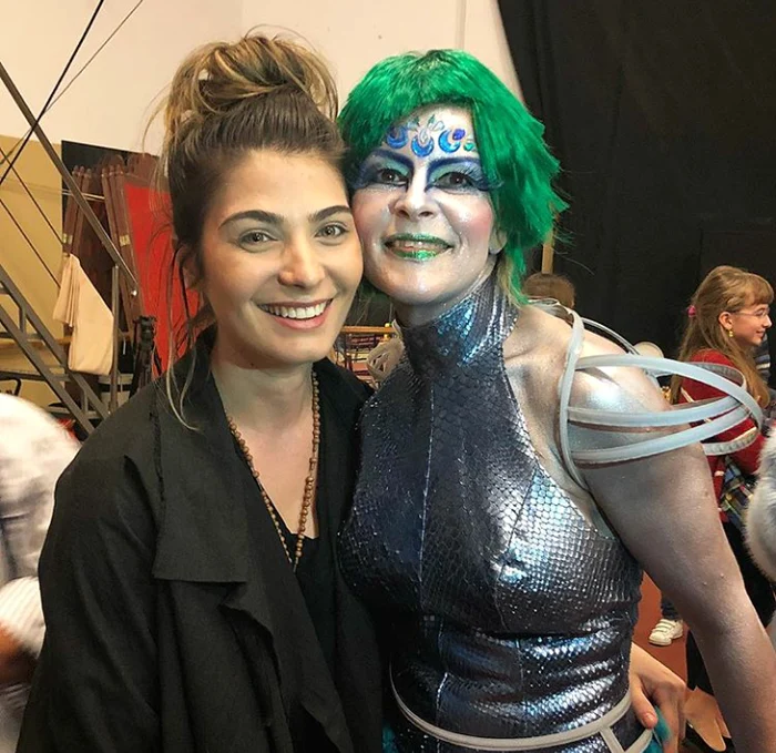 
    Sanda Ladoși (dreapta), alături de Alexandra Agavriloaie, iubita lui Ion Haiducfoto: arhivă personală  