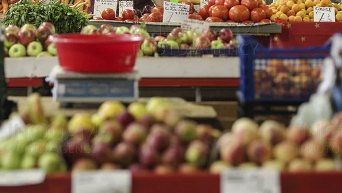 În Piața Reșița au fost costatate abateri grave în ceea ce priveşte respectarea măsurilor de prevenire a răspândirii Covid-19foto: arhiva Click!