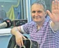 Îi salută pe cei care îi iubesc muzica