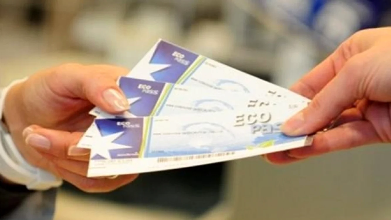 
    Eco-voucherele oferite de Primăria Capitalei au fiecare o valoare de 9000 de lei  