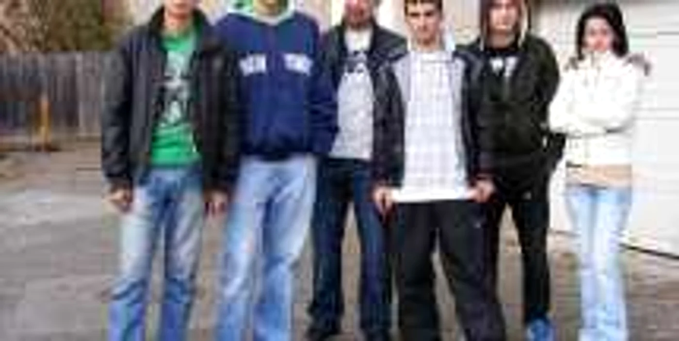 Cei şase tineri îşi cer drepturile după au muncit în Cehia o lună
