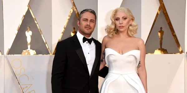 lady gaga si taylor kinney