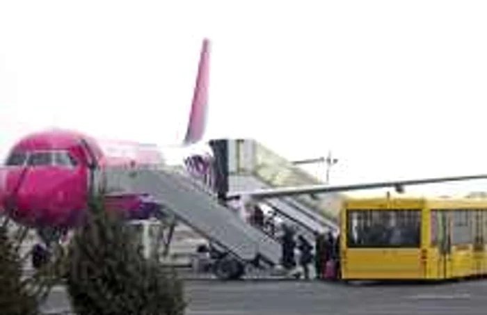 Prezenţa operatorului low-cost pe aeroportul timişorean a stârnit un război între companii