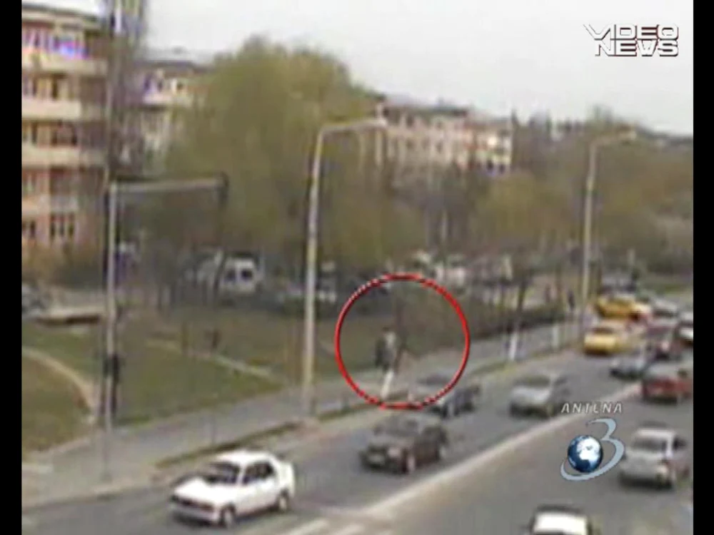 Incidentul a fost filmat de camerele din intersecţie