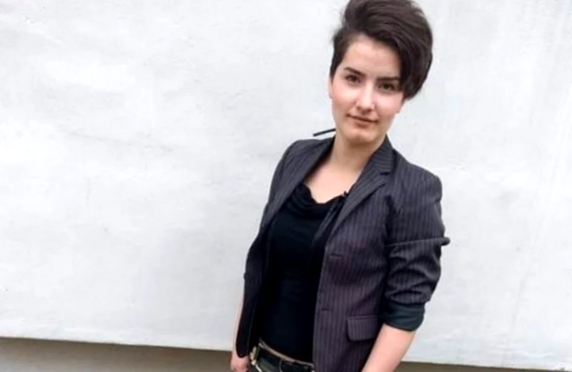 Mirela, tânăra dispărută de la domiciliu.