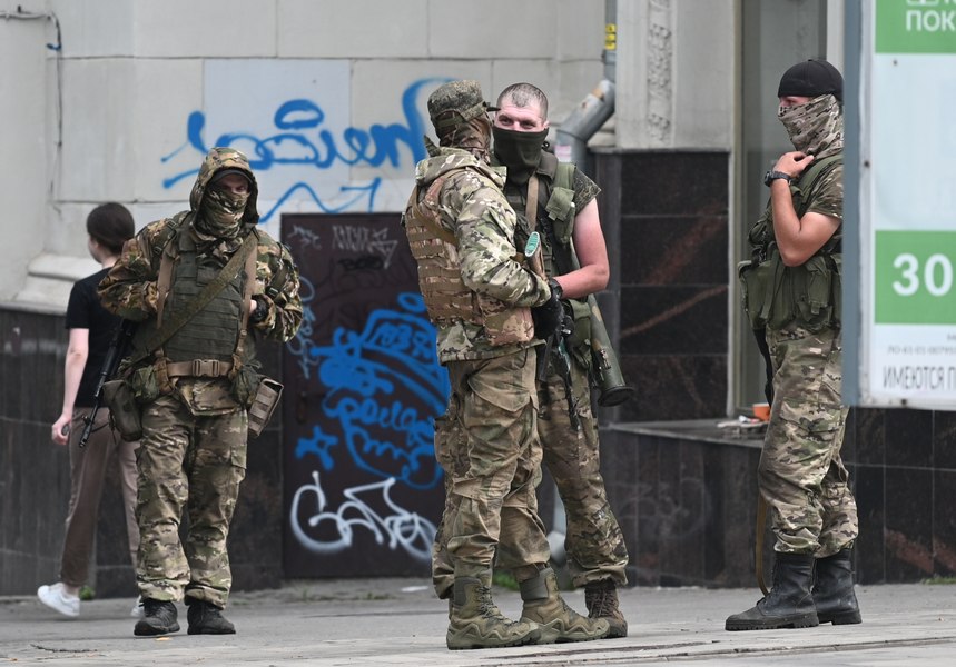 Franţa şi Germania monitorizează revolta din Rusia