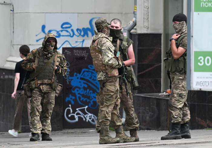 Militari Wagner pe străzile din Rostov pe Don