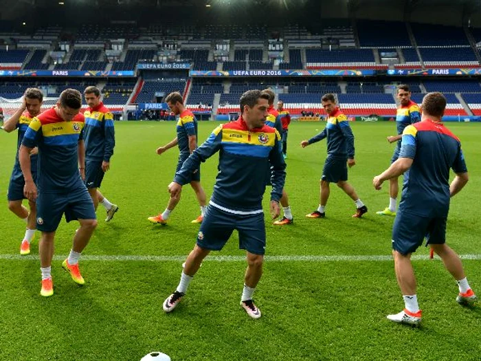 
    Romanii au facut marti seara antrenamentul oficialFOTO: Sportpictures.eu  