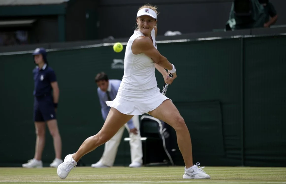 Irina Begu ca juca şi în proba de simplu feminin. FOTO AP