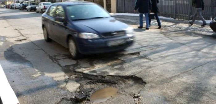 Începe inventarierea gropilor în Craiova Foto: Arhiva