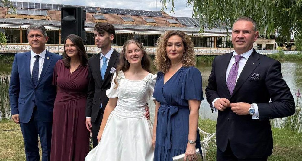 Nuntă în familia Bodnariu. Eliana, fiica cea mare, s-a căsătorit la 11 ani după ce a fost luată de autoritățile norvegiene. Drama a inspirat filmul „Fjord”