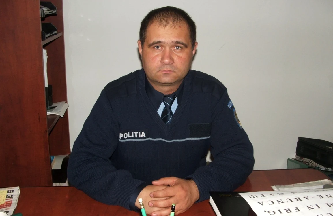 Ioan Cănărău îşi desfăşoară activitatea în cadrul Poliţiei Roman FOTO Dan Sofronia