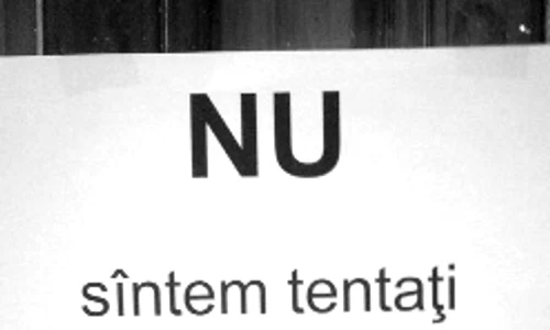 Cu ochii n 3,14 jpeg