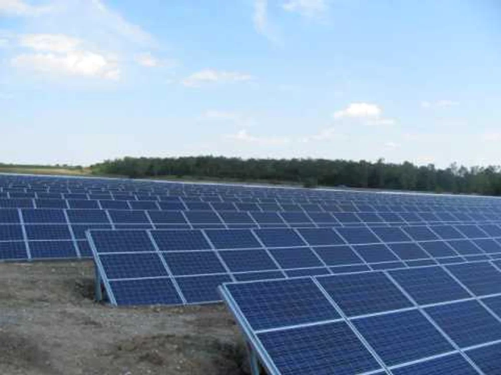 Parc fotovoltaic la Buziaş