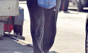 Solista a dat o fugă şi prin piaţă, de unde şi a luat legume proaspete jpeg