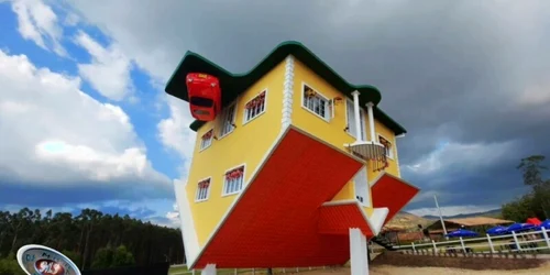 casa cu susul in jos - Columbia foto captura