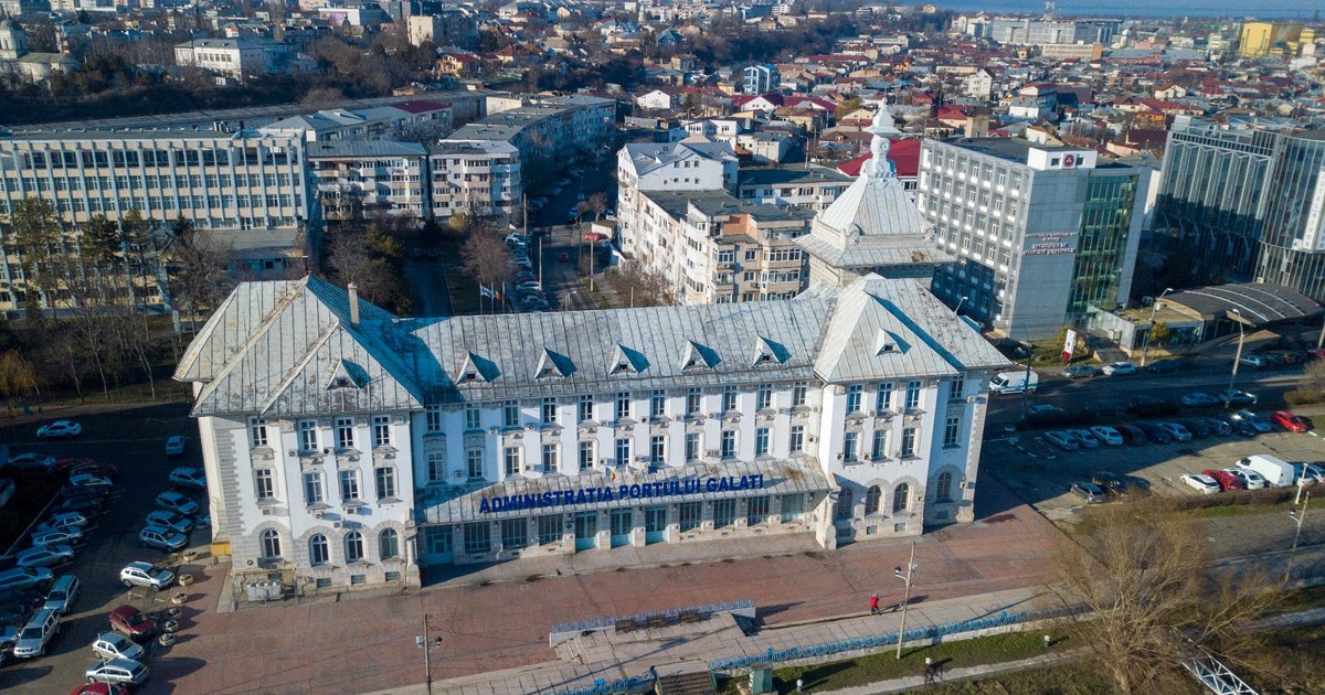 Clădire din beton armat, construită în premieră în România în 1910, pe malul Dunării