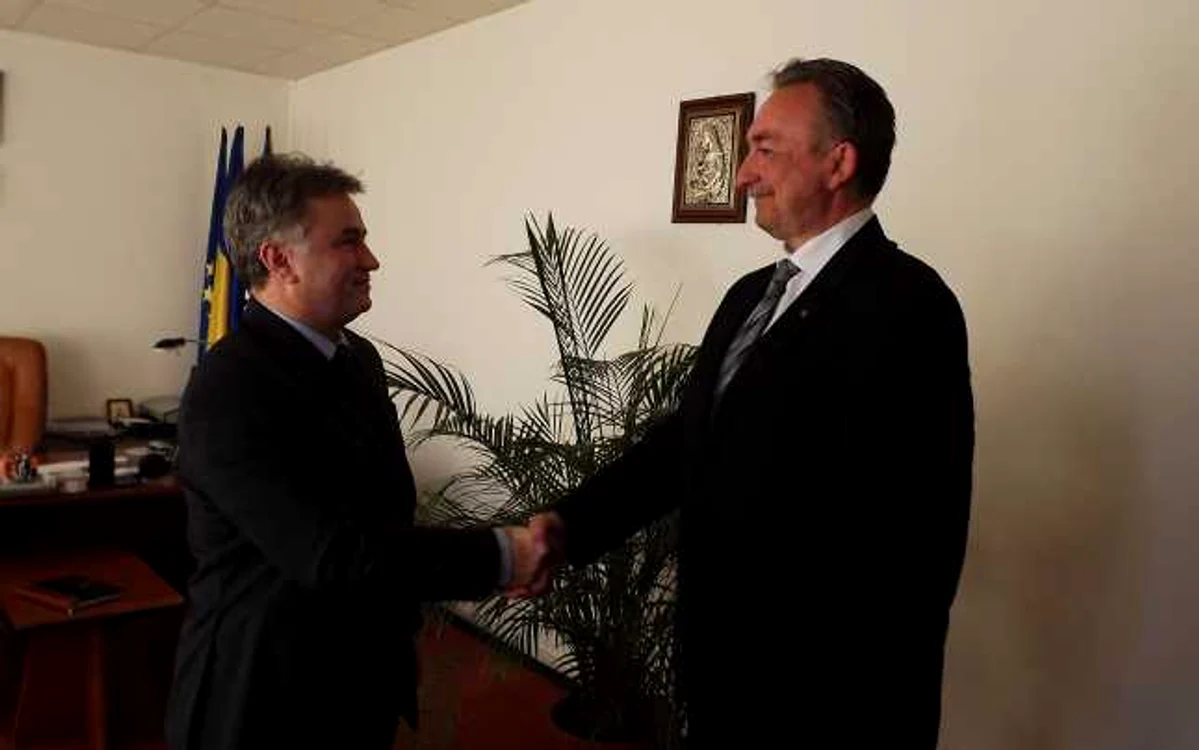 Ambasadorul a fost primit de prefectul Ionel Ciunt FOTO Instituţia Prefectului