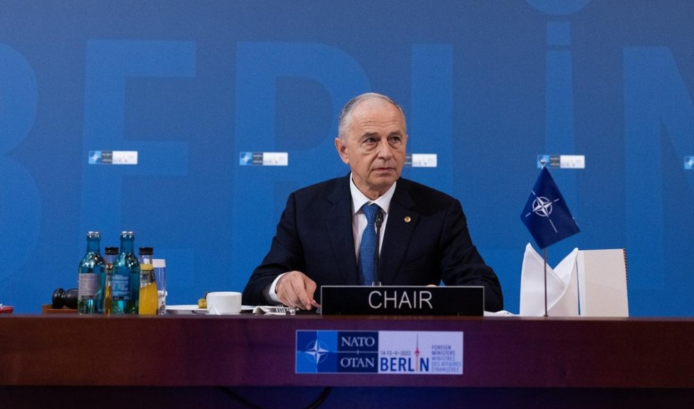 Mircea Geoană: Securitatea alimentară, cea energetică şi cea cibernetică trebuie gestionate la nivelul unui oficiu comun între Preşedinţie şi Guvern 