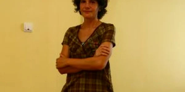 Craiova: Adriana Teodorescu este trup şi suflet pentru păpuşari