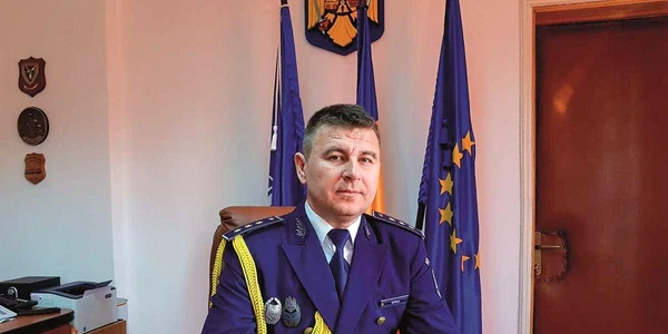 Comisarul Ciucu garda de coasta foto pol de frontiera jpg
