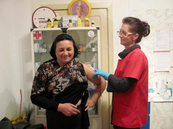 Ileana Firfirică s-a vaccinat antigripal