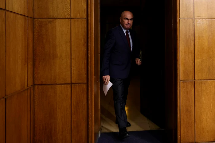 Premierul a dat de înțeles că va demision în cazul unei decizii negative FOTO Inquam/Octav Ganea 