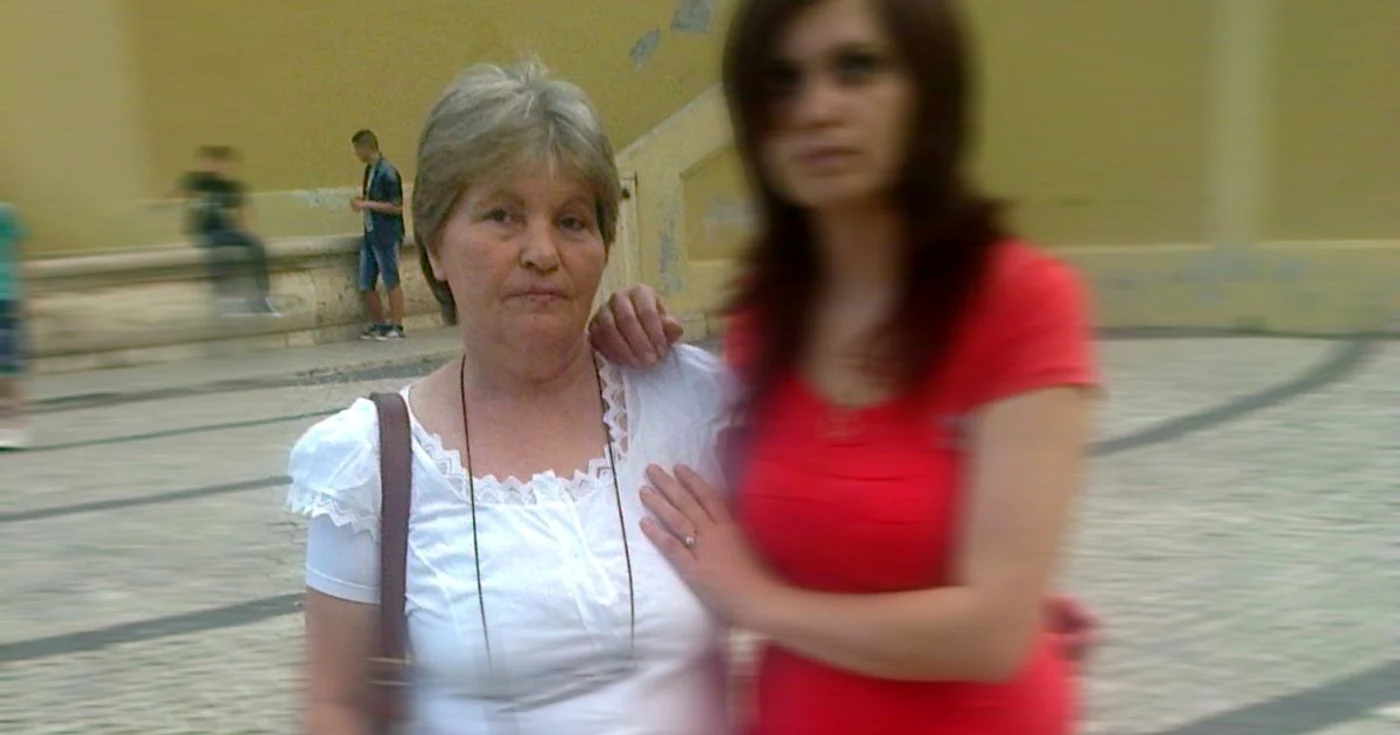 Tudora şi fiica ei, Gabriela