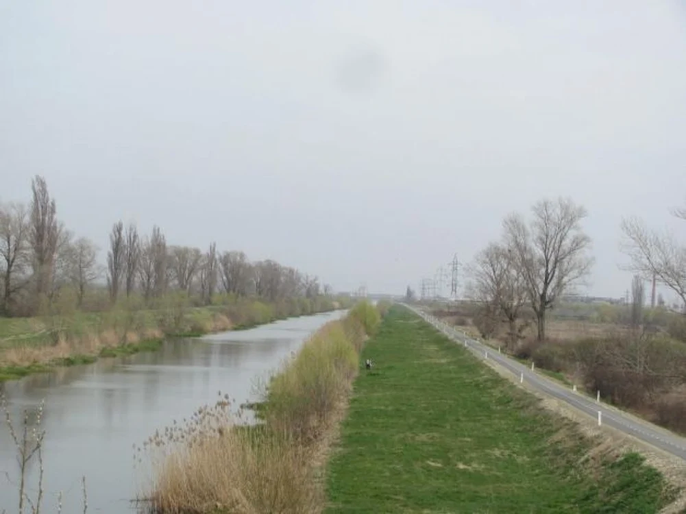 Pista de biciclete din Timişoara până la graniţa cu Serbia a fost inaugurată în 2015 FOTO Ştefan Both