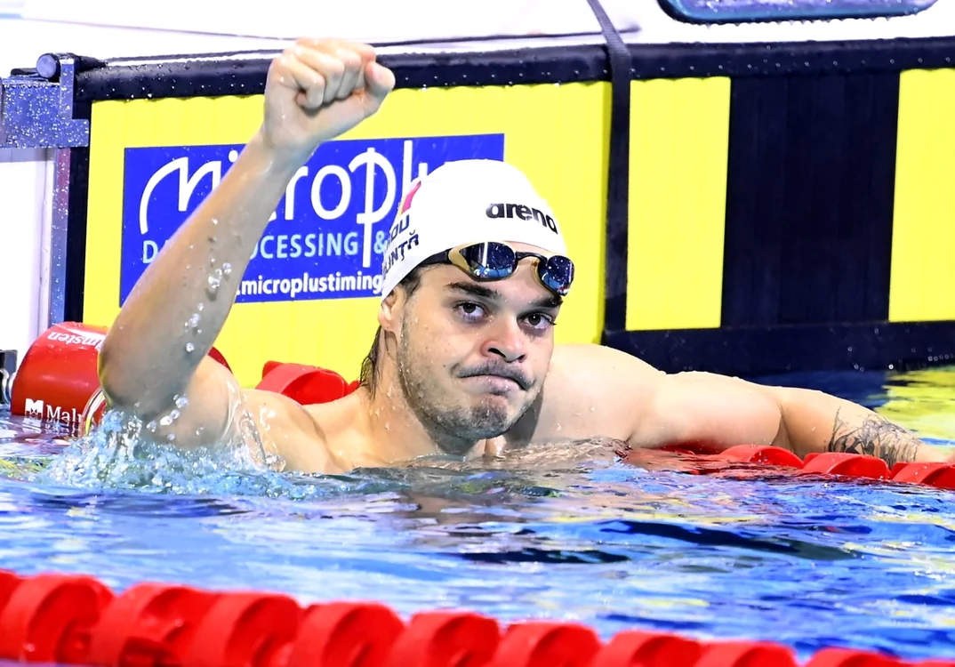 ROBERT GLINTA